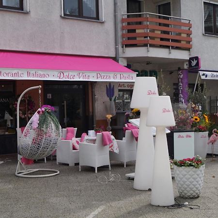 Flamingo Studio Apartments ミエンジズドロイェ エクステリア 写真